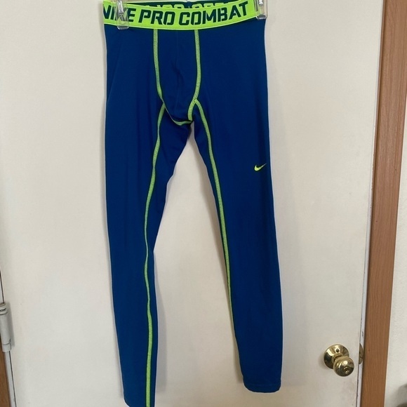 Nike pro combat pants small - Picture 1 of 9
